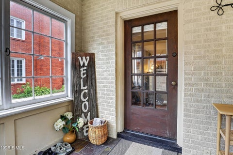 Tiny photo for 2643 Goddard Road, Toledo, OH 43606 (MLS # 10011247)