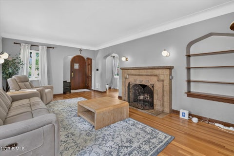 Tiny photo for 2643 Goddard Road, Toledo, OH 43606 (MLS # 10011247)