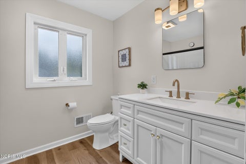 Tiny photo for 2643 Goddard Road, Toledo, OH 43606 (MLS # 10011247)