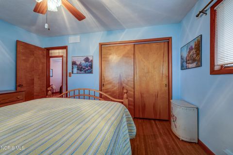 Tiny photo for 30236 Lemoyne Road, Walbridge, OH 43465 (MLS # 10005150)