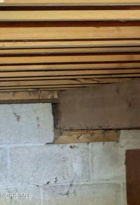 Tiny photo for 30236 Lemoyne Road, Walbridge, OH 43465 (MLS # 10005150)