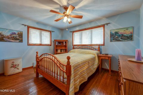 Tiny photo for 30236 Lemoyne Road, Walbridge, OH 43465 (MLS # 10005150)