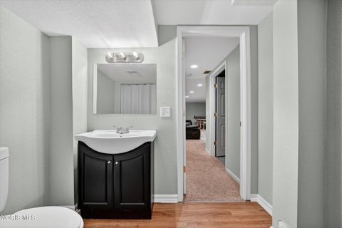 Tiny photo for 2925 Seaman Road, Oregon, OH 43616 (MLS # 10007237)