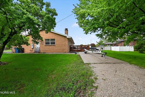 Tiny photo for 2925 Seaman Road, Oregon, OH 43616 (MLS # 10007237)