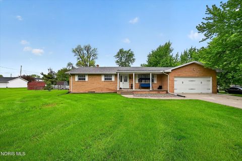 Tiny photo for 2925 Seaman Road, Oregon, OH 43616 (MLS # 10007237)
