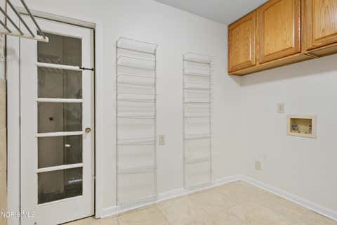 Tiny photo for 2108 Glenwood Avenue, Toledo, OH 43620 (MLS # 10009586)