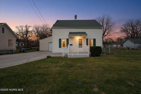 Photo of 2247 Marcy Street, Toledo, OH 43605 (MLS # 10001856)