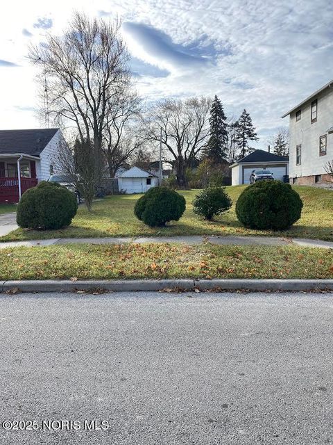 Tiny photo for 1749 Milburn Avenue, Toledo, OH 43606 (MLS # 10001992)
