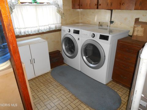 Tiny photo for 527 Catherine Drive, Liberty Center, OH 43532 (MLS # 10006143)