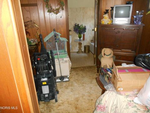 Tiny photo for 527 Catherine Drive, Liberty Center, OH 43532 (MLS # 10006143)