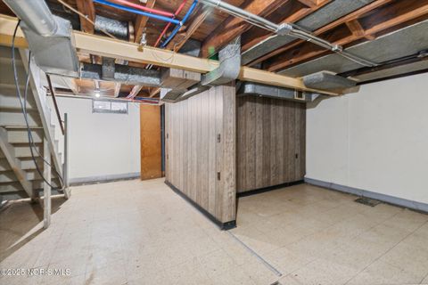 Tiny photo for 706 W Gramercy Avenue, Toledo, OH 43612 (MLS # 10002021)