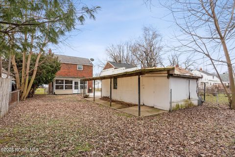 Tiny photo for 706 W Gramercy Avenue, Toledo, OH 43612 (MLS # 10002021)