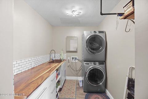 Tiny photo for 8760 Township Rd 254, Findlay, OH 45840 (MLS # 10003580)