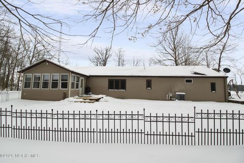 Tiny photo for 8760 Township Rd 254, Findlay, OH 45840 (MLS # 10003580)