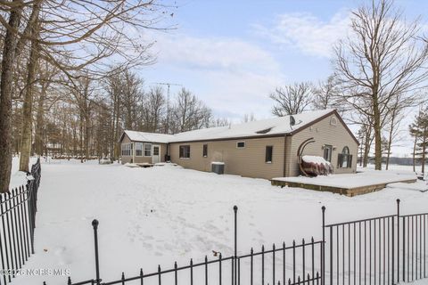 Tiny photo for 8760 Township Rd 254, Findlay, OH 45840 (MLS # 10003580)