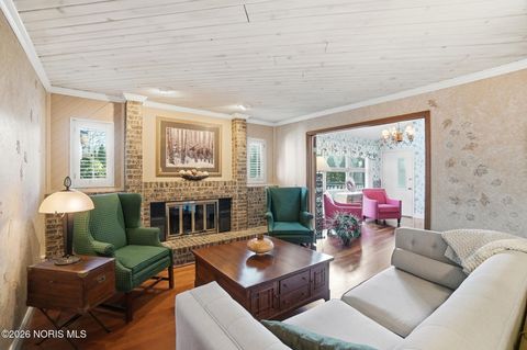 Tiny photo for 2402 Cheshire Woods Road, Toledo, OH 43617 (MLS # 10003126)