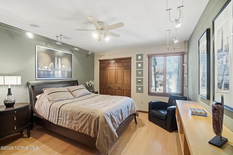 Tiny photo for 2402 Cheshire Woods Road, Toledo, OH 43617 (MLS # 10003126)