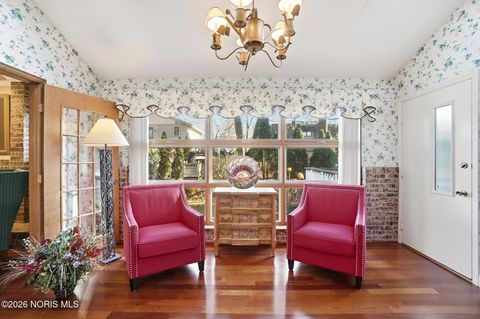 Tiny photo for 2402 Cheshire Woods Road, Toledo, OH 43617 (MLS # 10003126)