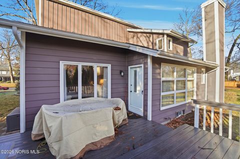 Tiny photo for 2402 Cheshire Woods Road, Toledo, OH 43617 (MLS # 10003126)