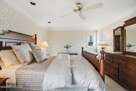 Tiny photo for 2402 Cheshire Woods Road, Toledo, OH 43617 (MLS # 10003126)