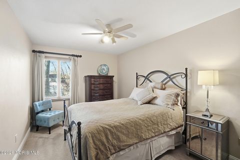 Tiny photo for 2402 Cheshire Woods Road, Toledo, OH 43617 (MLS # 10003126)