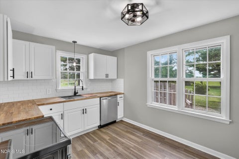 Tiny photo for 4214 Kilburn Road, Berkey, OH 43504 (MLS # 10013035)