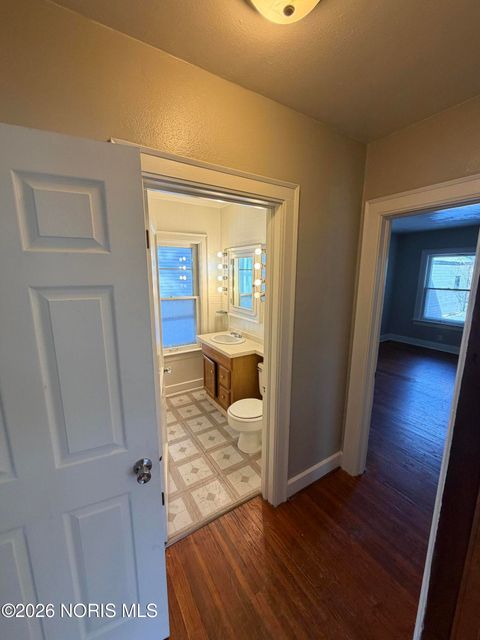 Tiny photo for 4022 Parrakeet Avenue, Toledo, OH 43612 (MLS # 10003943)