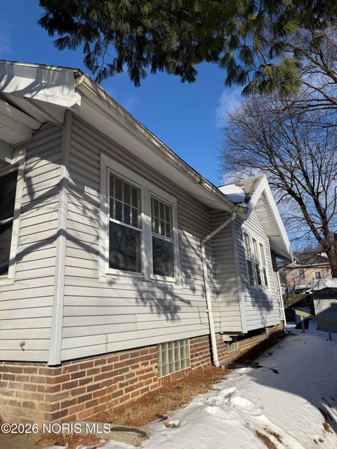 Tiny photo for 4022 Parrakeet Avenue, Toledo, OH 43612 (MLS # 10003943)