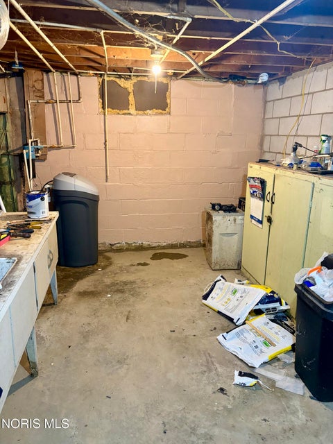 Tiny photo for 13926 County Road J, Montpelier, OH 43543 (MLS # 10012550)