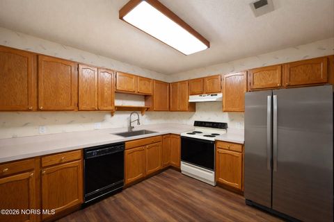 Tiny photo for 4730 Glendale Avenue #Unit 310, Toledo, OH 43614 (MLS # 10002696)