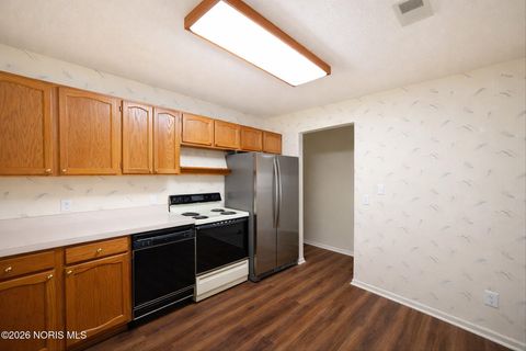 Tiny photo for 4730 Glendale Avenue #Unit 310, Toledo, OH 43614 (MLS # 10002696)