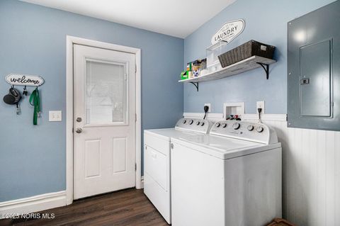 Tiny photo for 205 W 4th Street, Genoa, OH 43430 (MLS # 10002169)