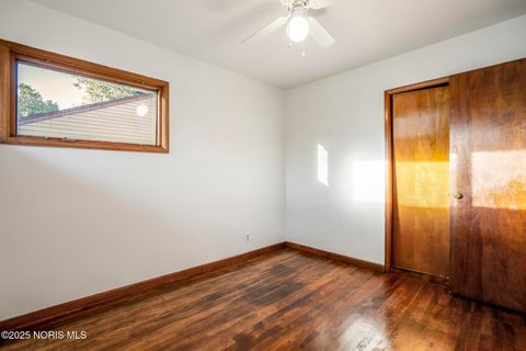 Tiny photo for 4807 Brott Road, Toledo, OH 43613 (MLS # 10000649)