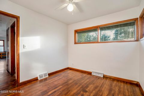 Tiny photo for 4807 Brott Road, Toledo, OH 43613 (MLS # 10000649)