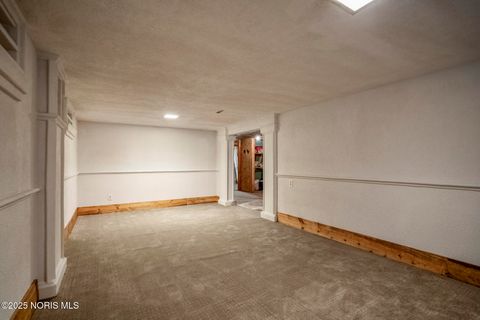 Tiny photo for 4807 Brott Road, Toledo, OH 43613 (MLS # 10000649)