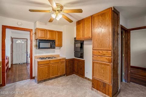 Tiny photo for 4807 Brott Road, Toledo, OH 43613 (MLS # 10000649)