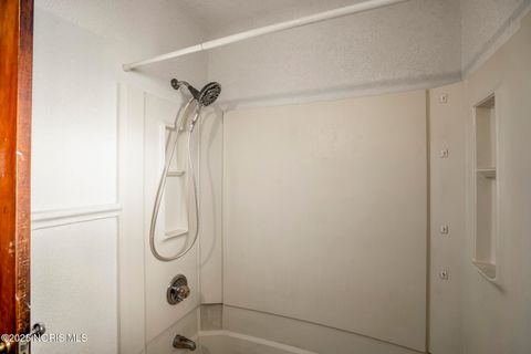 Tiny photo for 4807 Brott Road, Toledo, OH 43613 (MLS # 10000649)