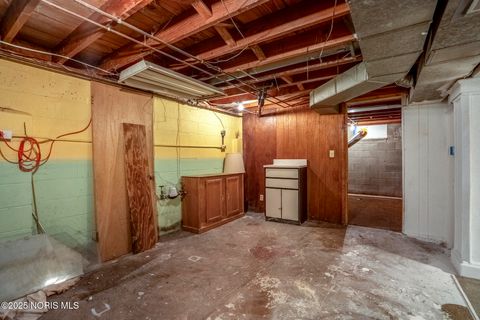 Tiny photo for 4807 Brott Road, Toledo, OH 43613 (MLS # 10000649)