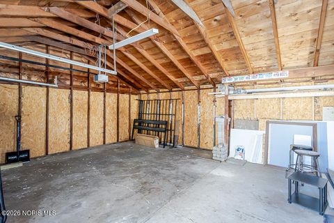 Tiny photo for 2426 106th Street, Toledo, OH 43611 (MLS # 10003933)