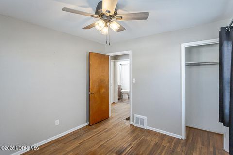 Tiny photo for 2426 106th Street, Toledo, OH 43611 (MLS # 10003933)