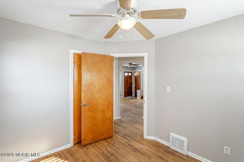 Tiny photo for 2426 106th Street, Toledo, OH 43611 (MLS # 10003933)