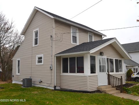 Tiny photo for 406 E Liberty Street, Other, OH 44805 (MLS # 10001666)