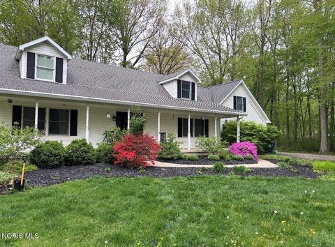 Homes For Sale - 4025 Laplante Road<br/> Monclova, OH 43542