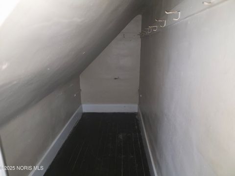 Tiny photo for 420 E Oakland Street, Toledo, OH 43608 (MLS # 10008160)