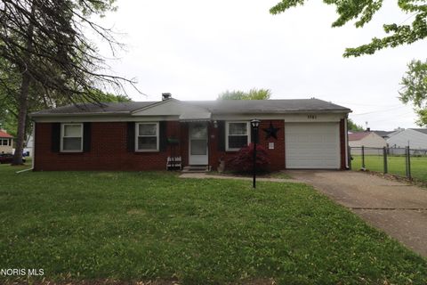 Photo of 1742 E Benwick Road, Toledo, OH 43613 (MLS # 10007482)