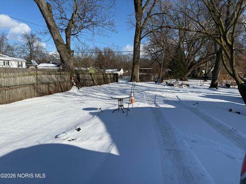 Tiny photo for 5322 Douglas Road, Toledo, OH 43613 (MLS # 10003216)