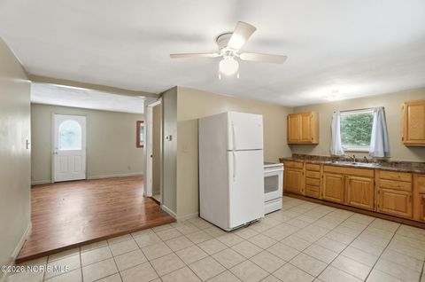 Tiny photo for 719 Davis Street, Findlay, OH 45840 (MLS # 10002778)