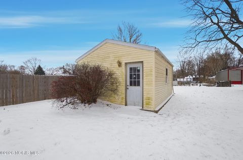 Tiny photo for 719 Davis Street, Findlay, OH 45840 (MLS # 10002778)