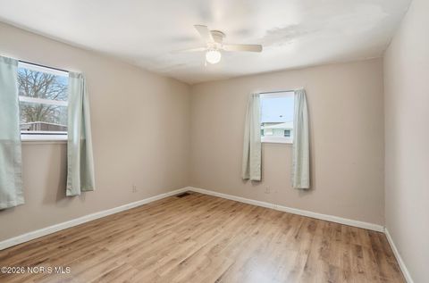 Tiny photo for 719 Davis Street, Findlay, OH 45840 (MLS # 10002778)