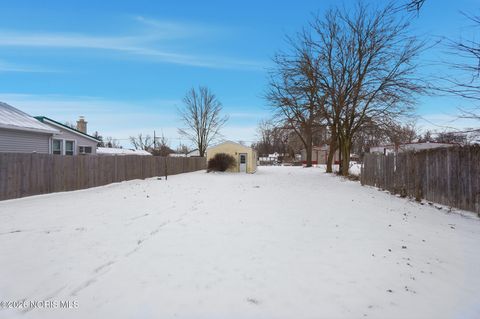 Tiny photo for 719 Davis Street, Findlay, OH 45840 (MLS # 10002778)